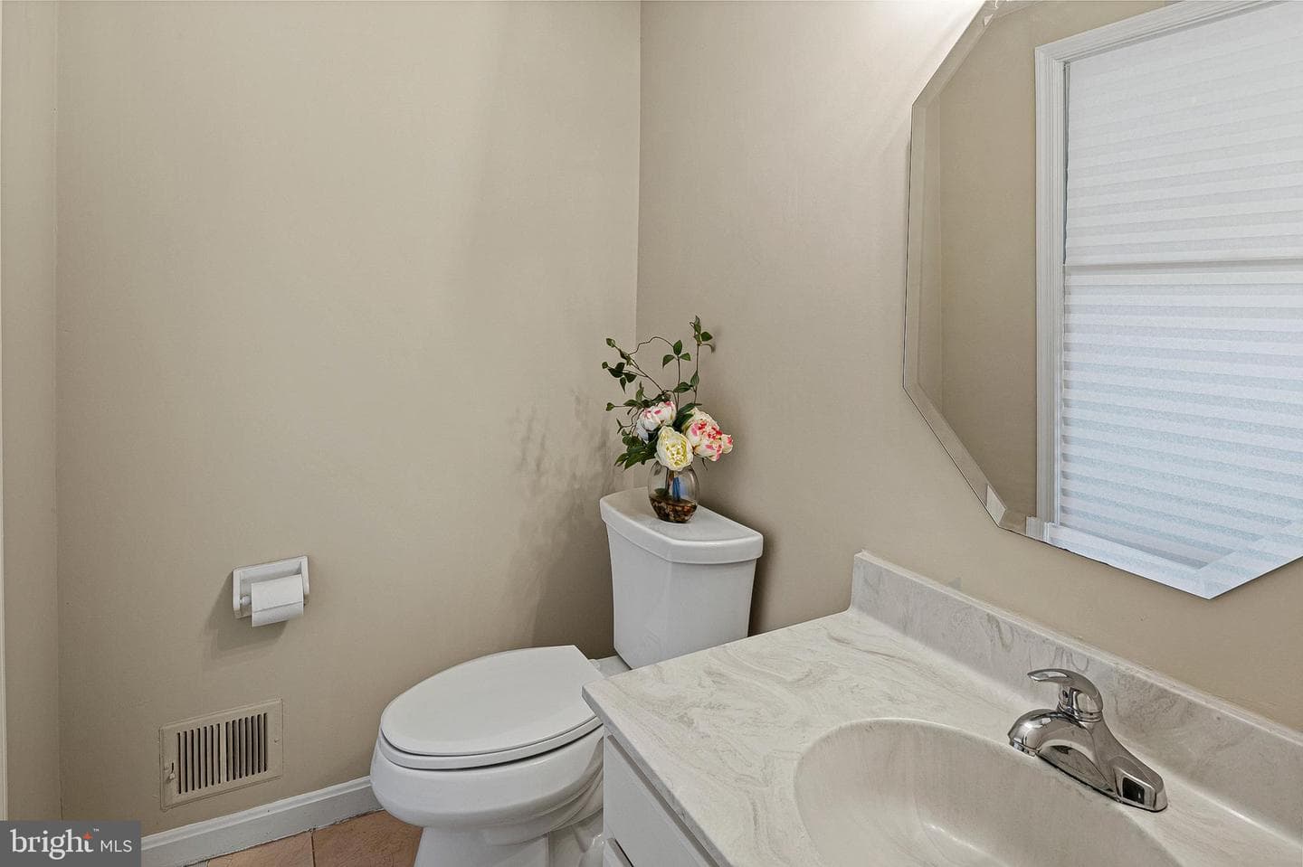 8424 Oak Stream Drive photo 23