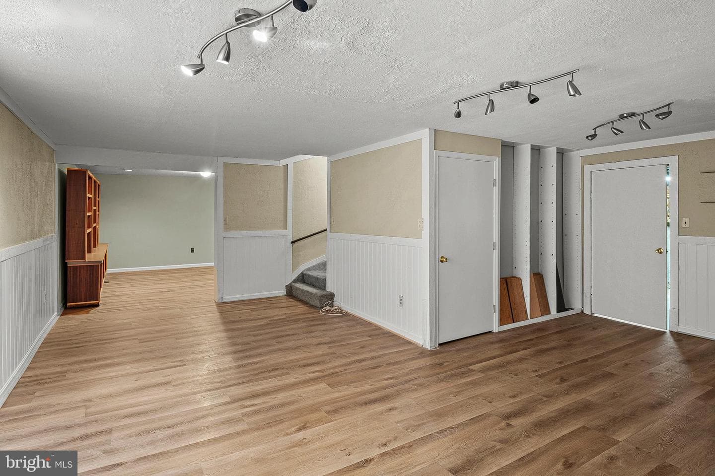 8424 Oak Stream Drive photo 42