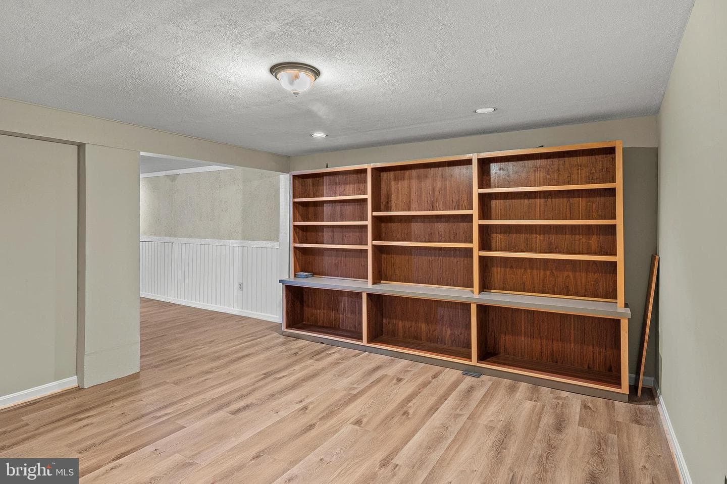 8424 Oak Stream Drive photo 46