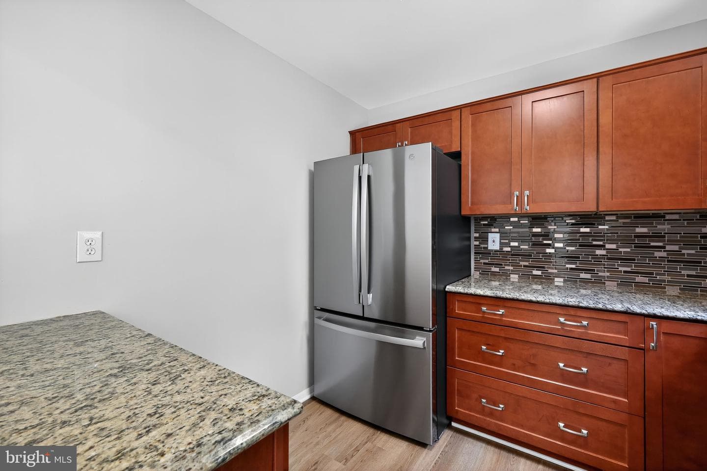 7410 Roanne Drive photo 4