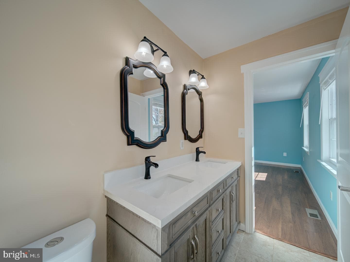 12203 Kings Arrow Street photo 35