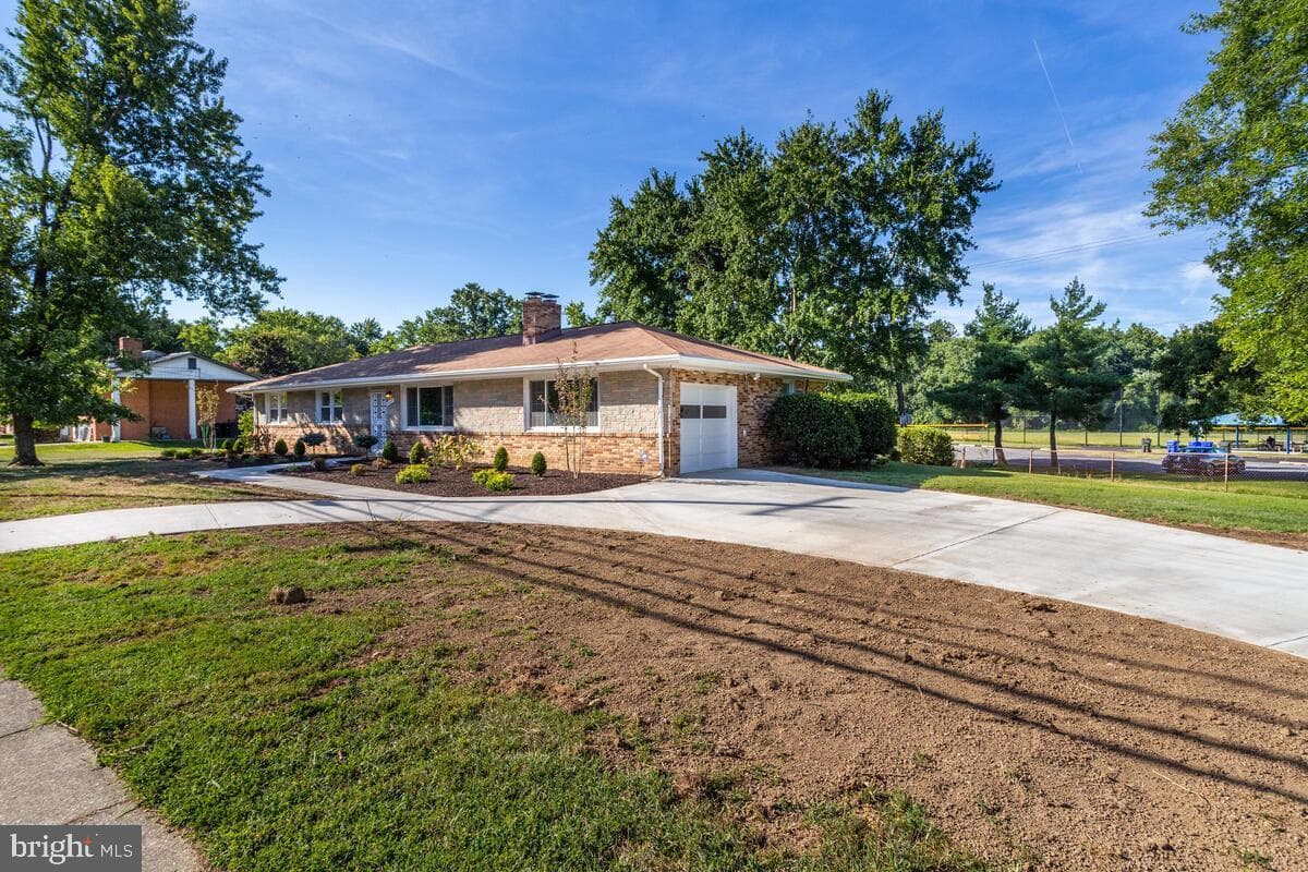 5515 Temple Hill Road photo 5
