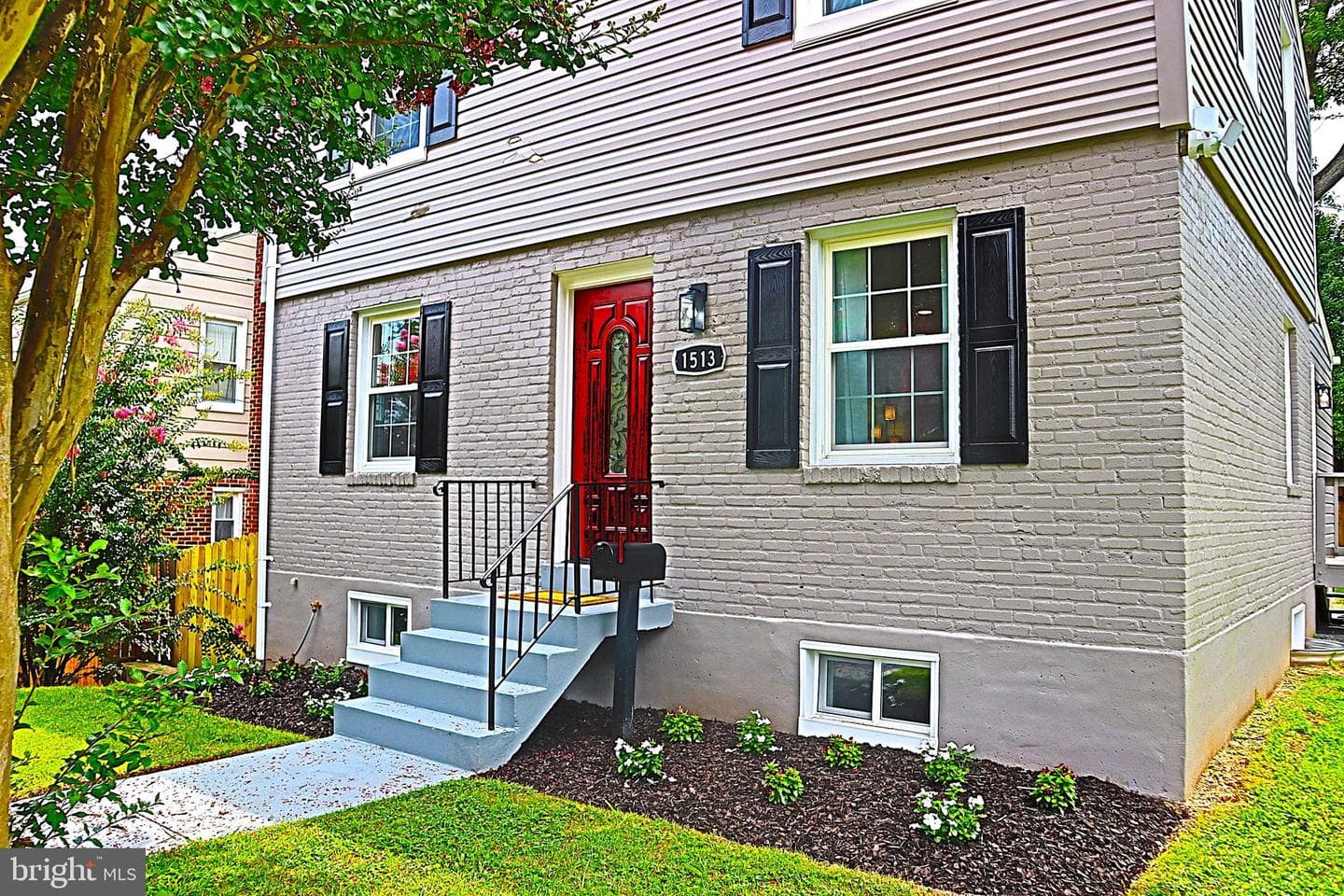 1513 Jefferson Street photo 32