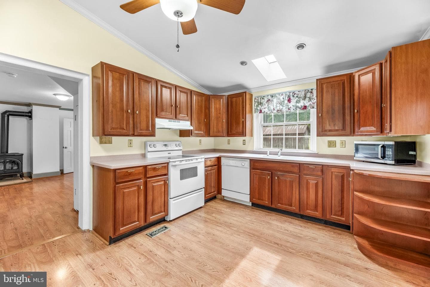 17300 Aquasco Farm Road photo 18