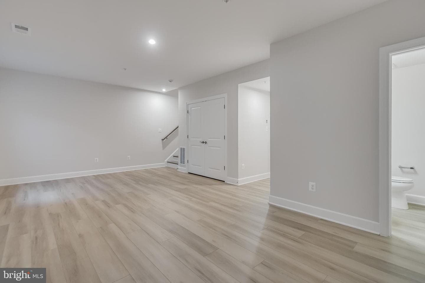 10835 Foxtrot Circle photo 33