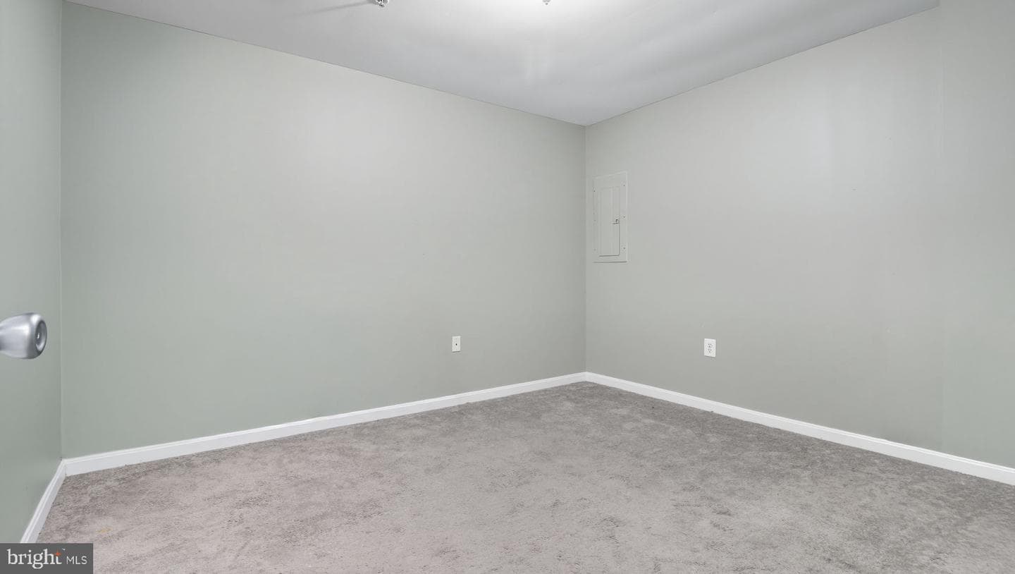15625 Birmingham Circle photo 40