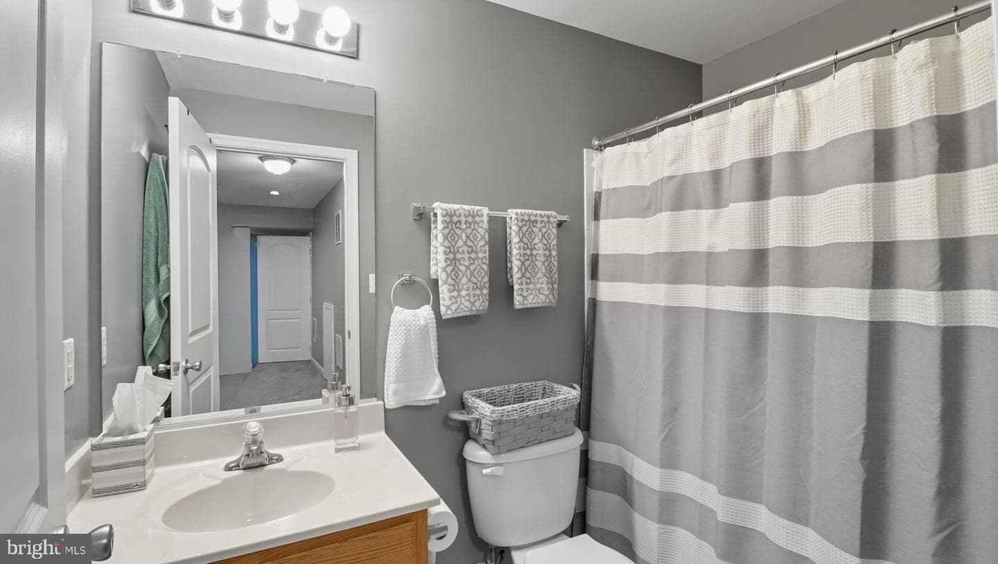 15625 Birmingham Circle photo 44