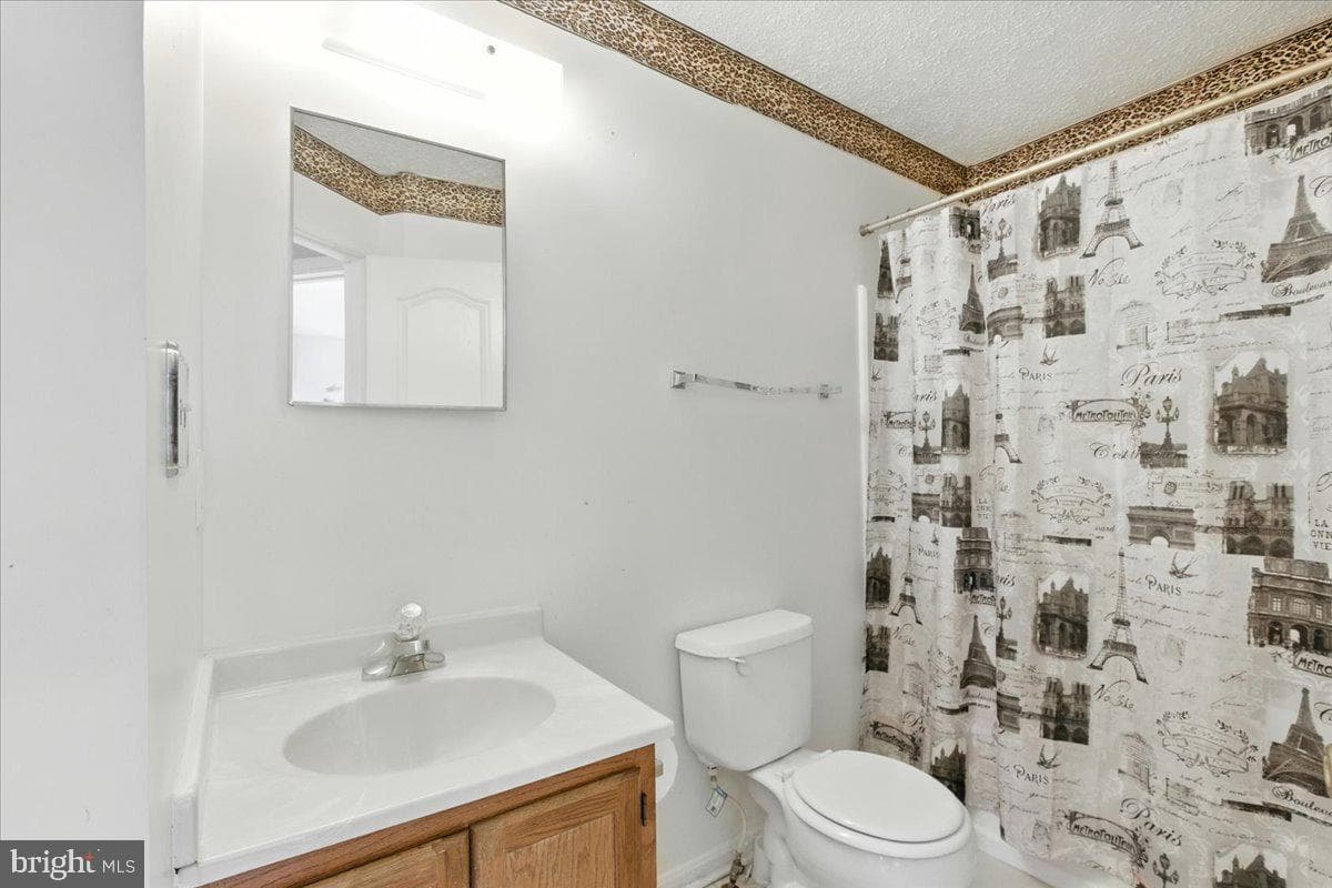 3300 Brookshire Court photo 9
