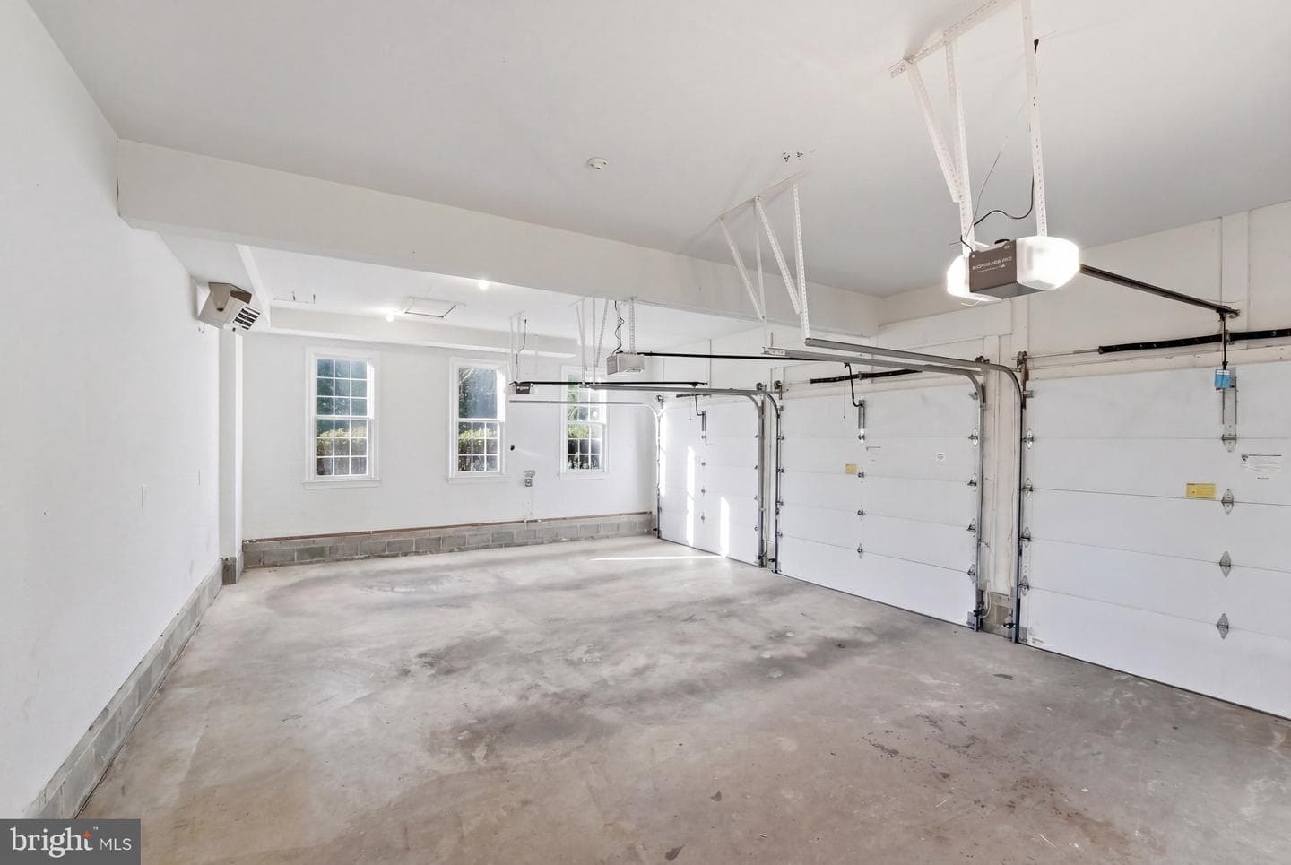 12705 Longwater Drive photo 80