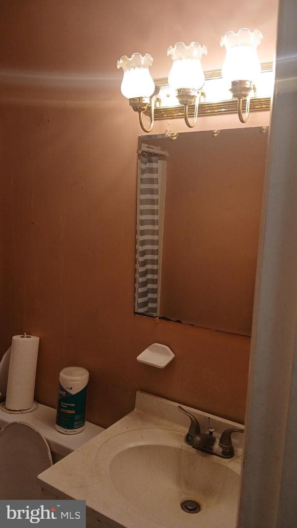 6208 Teaberry Way photo 9