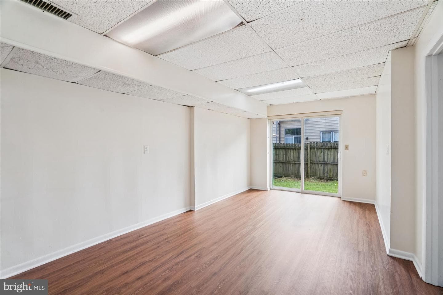 7607 Colony photo 17