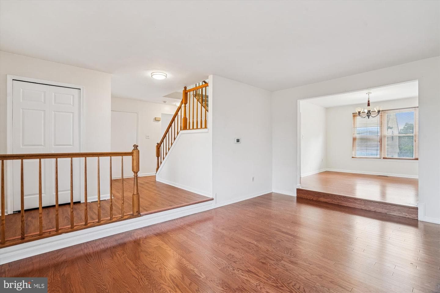 7607 Colony photo 2
