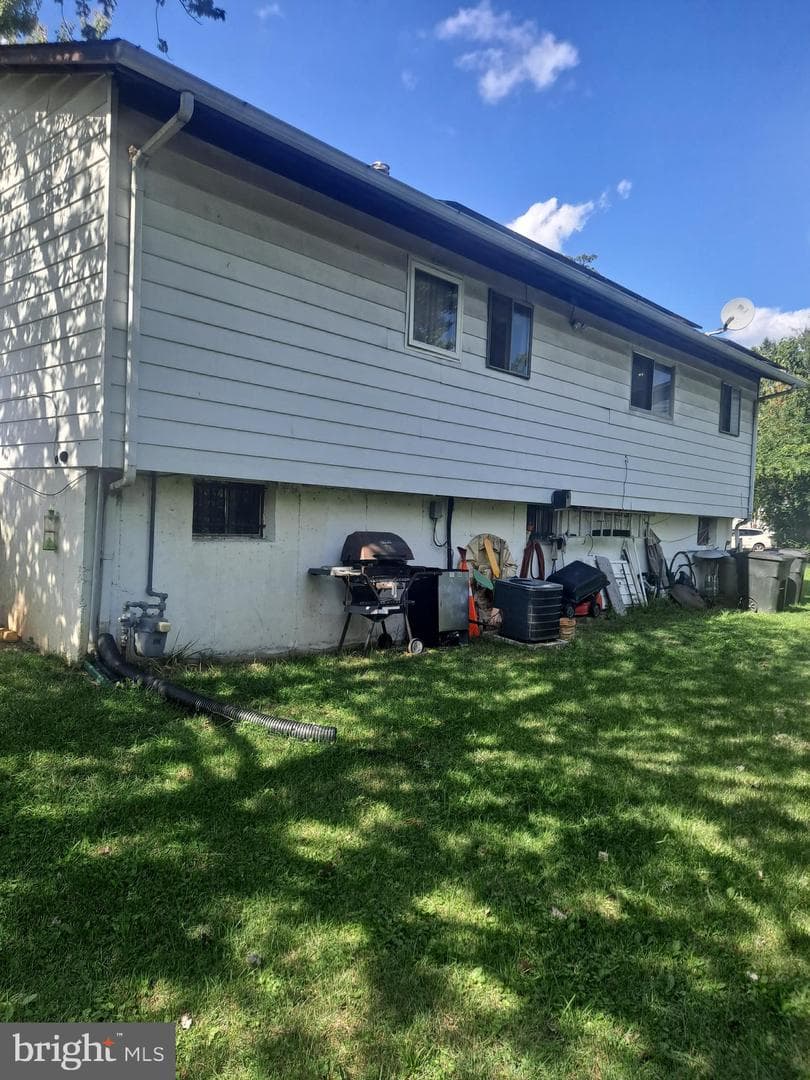 8701 Crandall Road photo 11