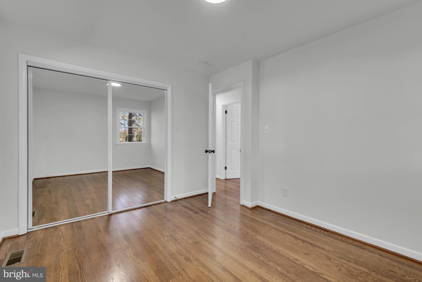 5804 Goucher photo 23
