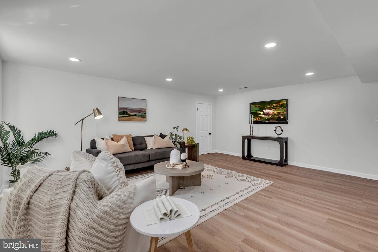 5804 Goucher photo 29