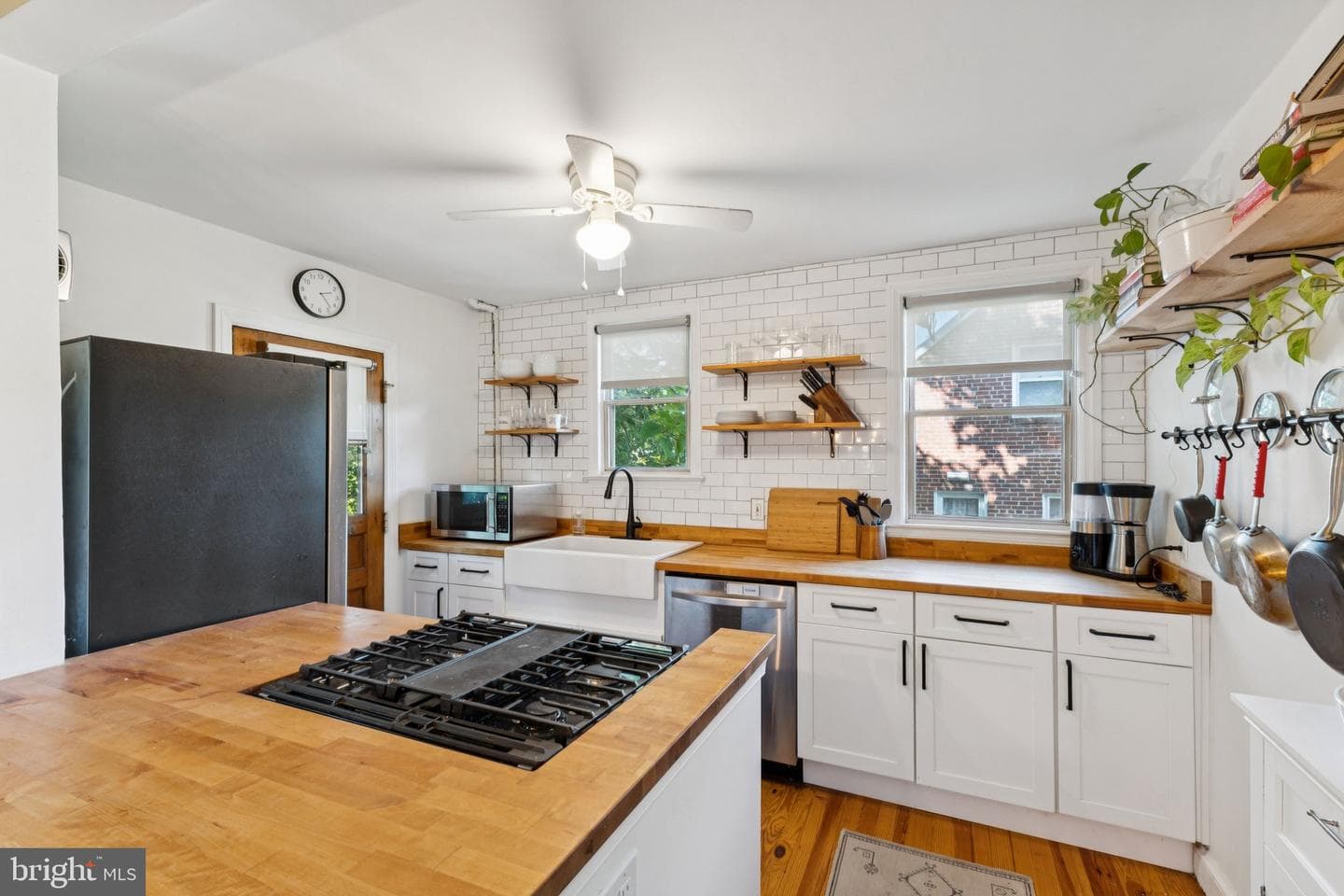 6104 43rd Street photo 10