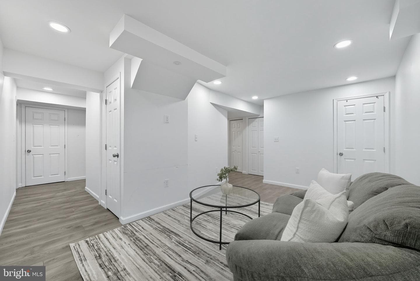 7904 Birdsong Drive photo 31