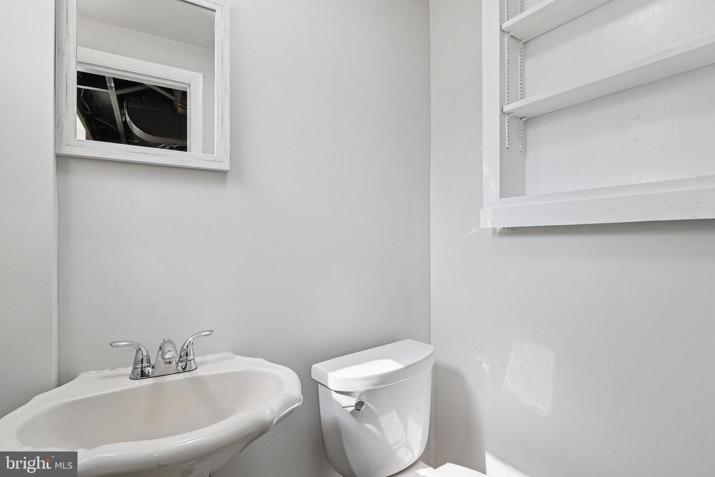 423 Saint Margarets Drive photo 34