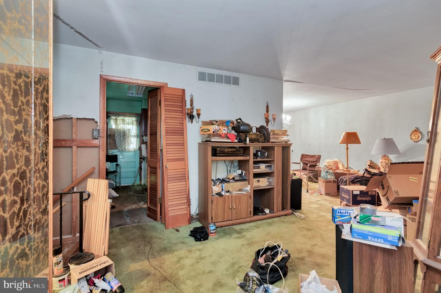 8802 Cipriano Court photo 6