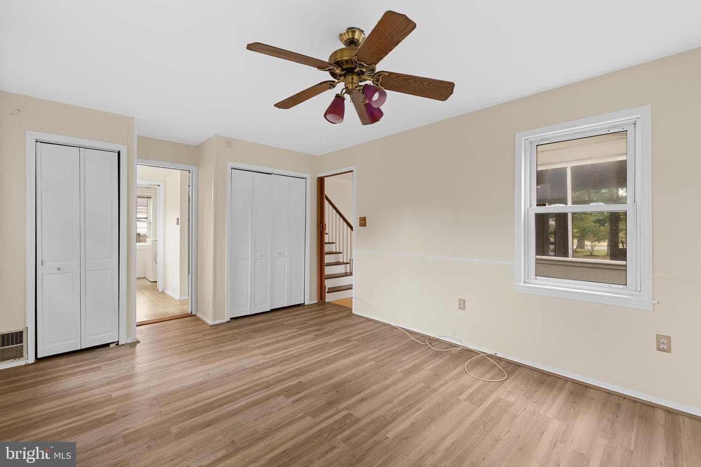 7119 Buchanan Street photo 12