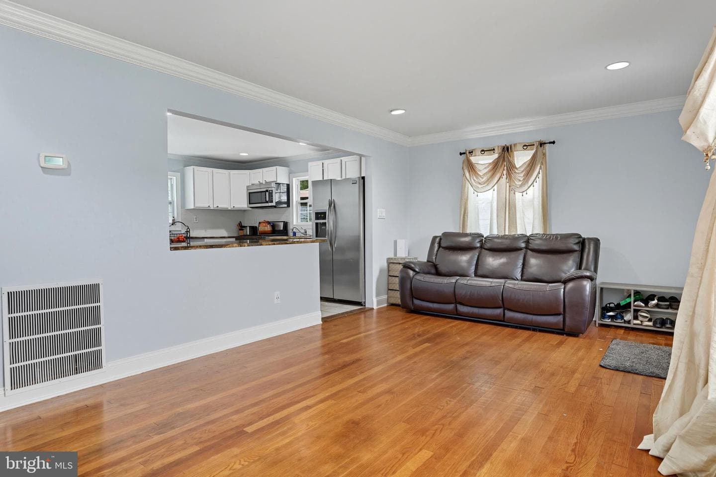 5117 Hollywood Road photo 7
