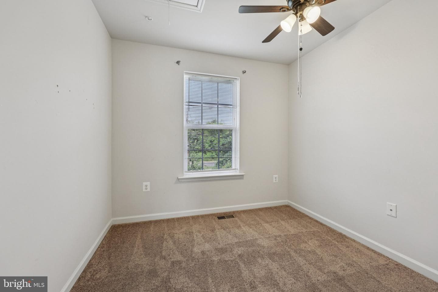 1613 Wesbourne Drive photo 24
