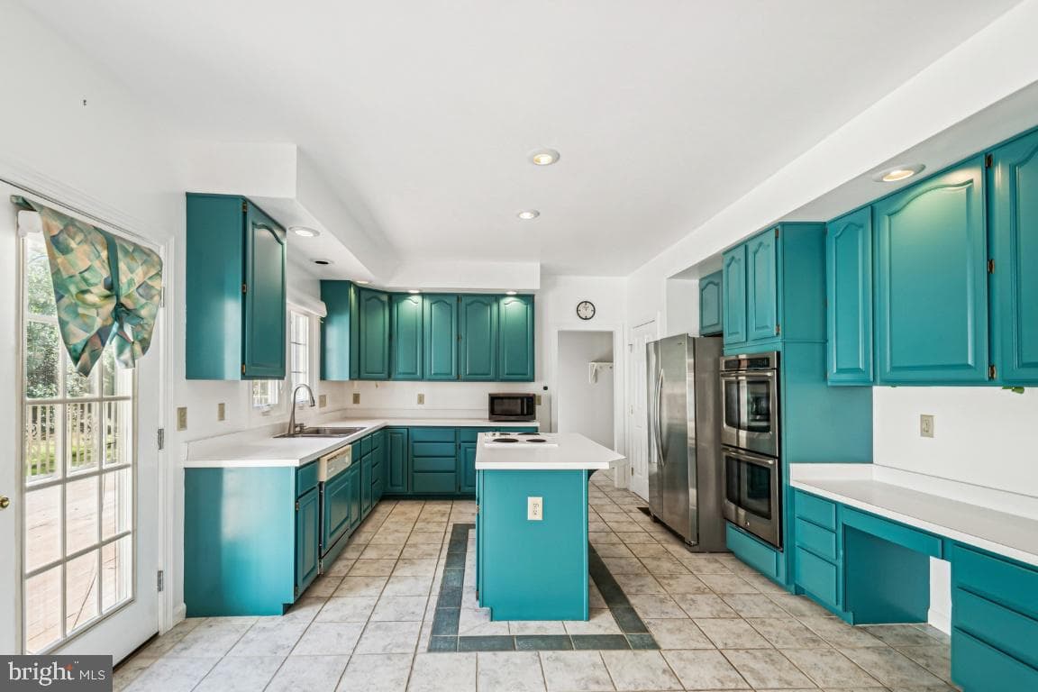 10914 Forestgate Place photo 13