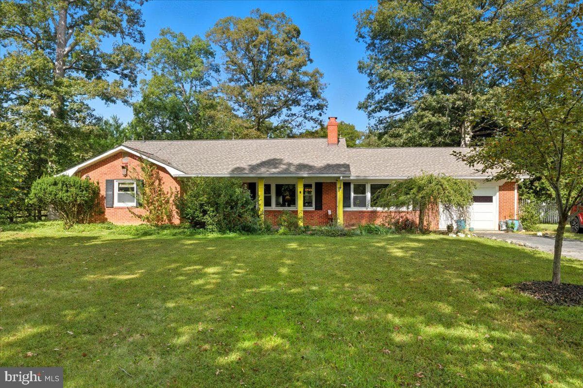 1701 Accokeek Road W photo 1