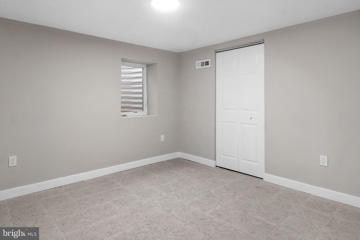 5813 Dewey Street photo 12