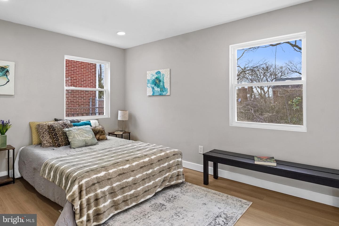 5813 Dewey Street photo 8