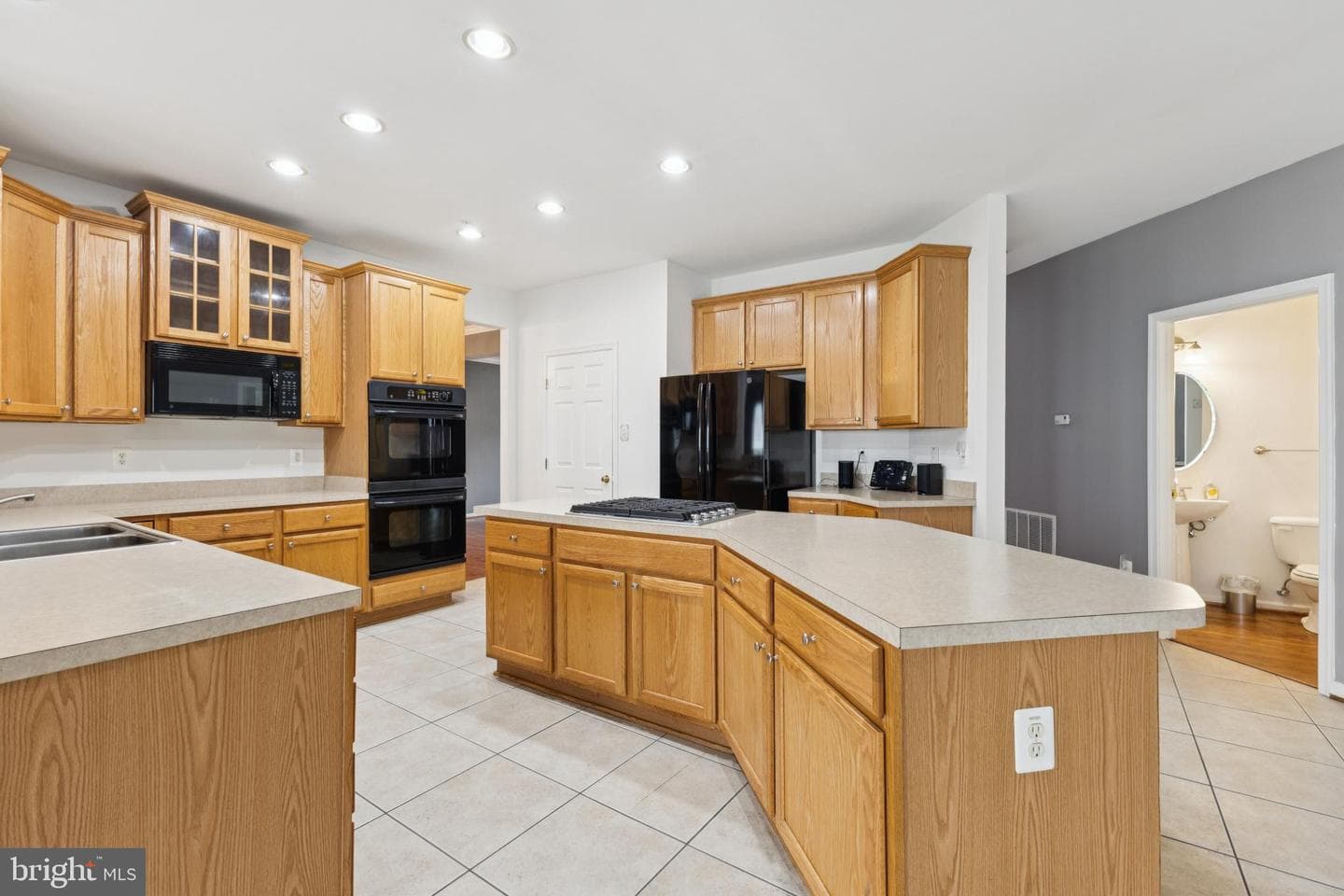 1408 River Birch Place photo 9