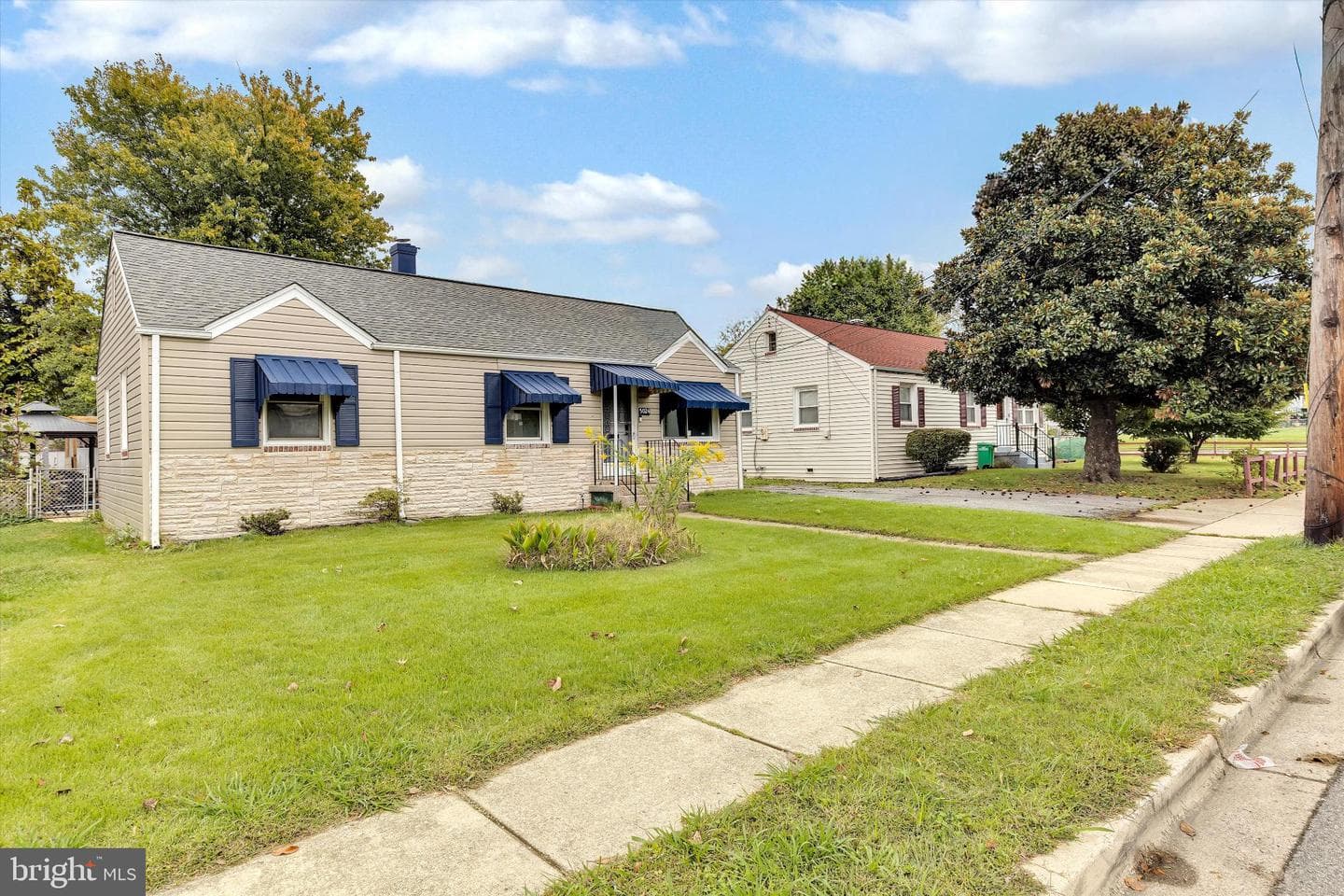 5024 Addison Road photo 3