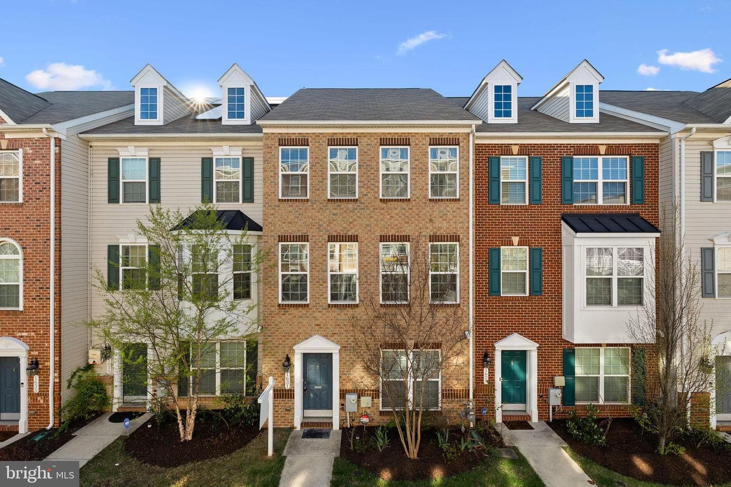 1631 Wesbourne Drive photo 3