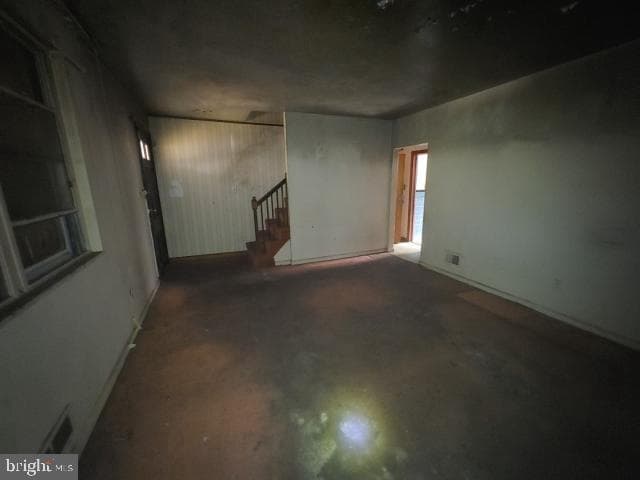500 Suffolk Avenue photo 5