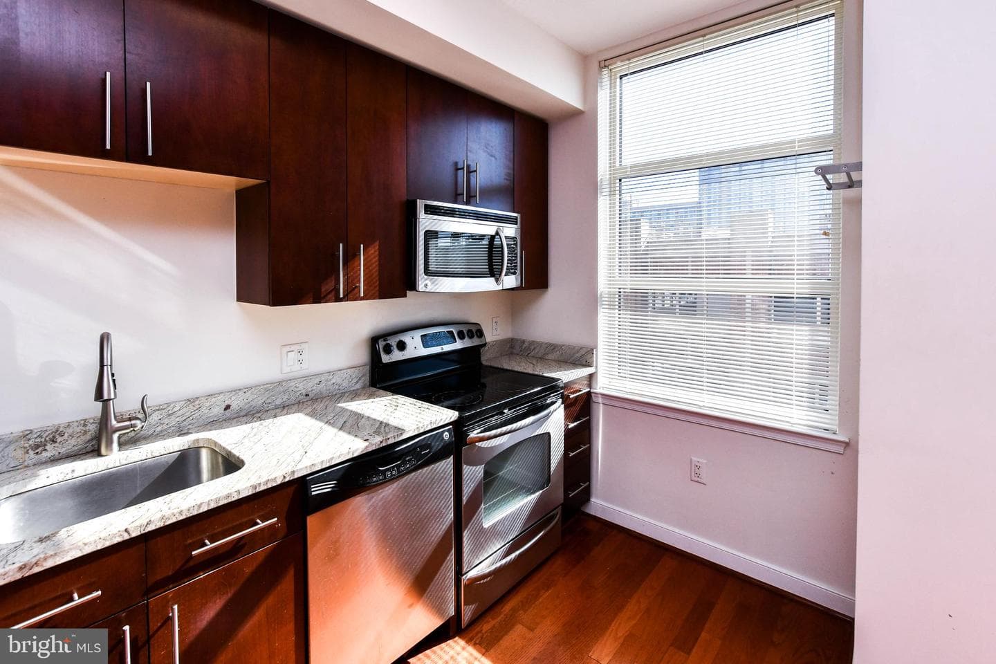 157 Fleet Street #514 photo 16