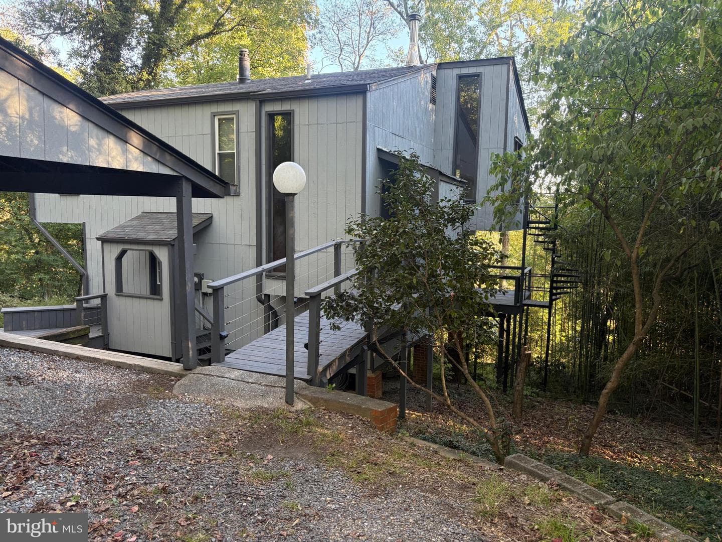 13825 Piscataway Drive photo 2