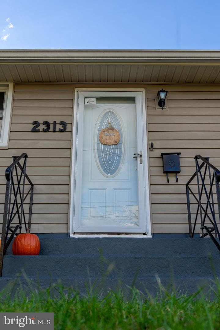 2313 Wintergreen Avenue photo 30