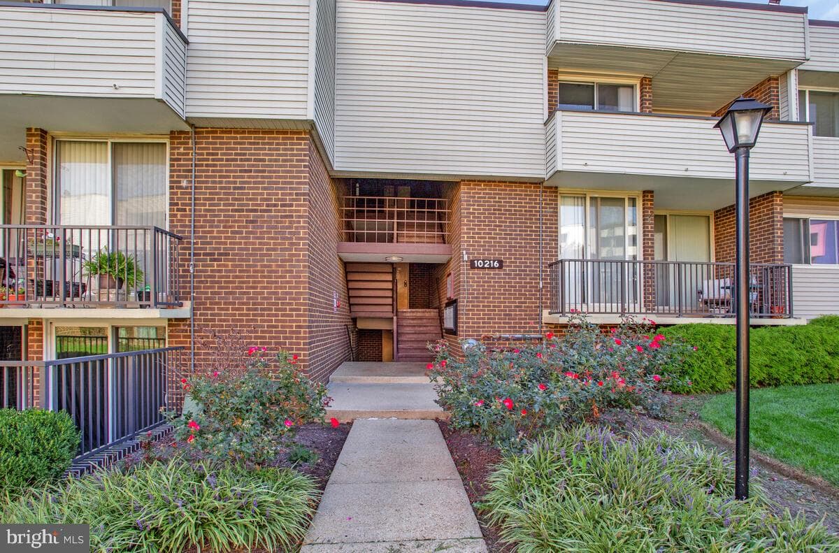 10216 Prince Place #9-204 photo 4