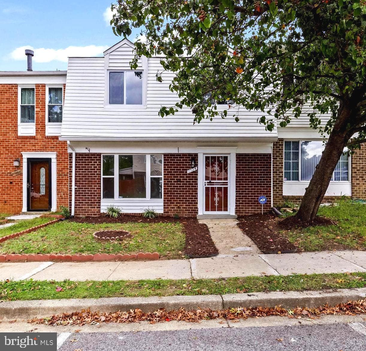 7724 Swan Terrace photo 1
