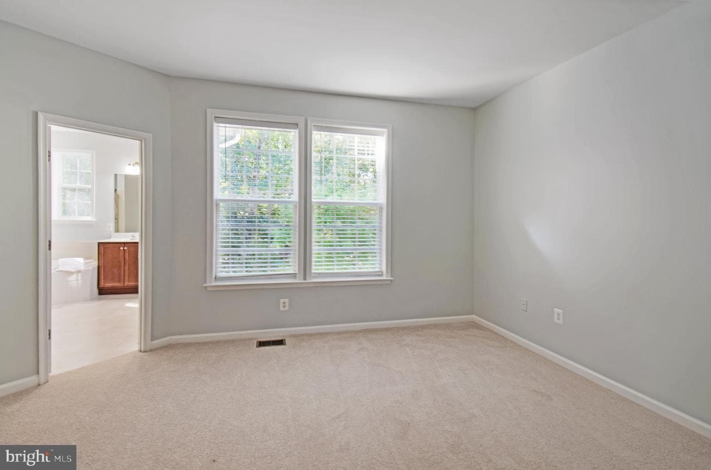9521 Westerdale Drive photo 27