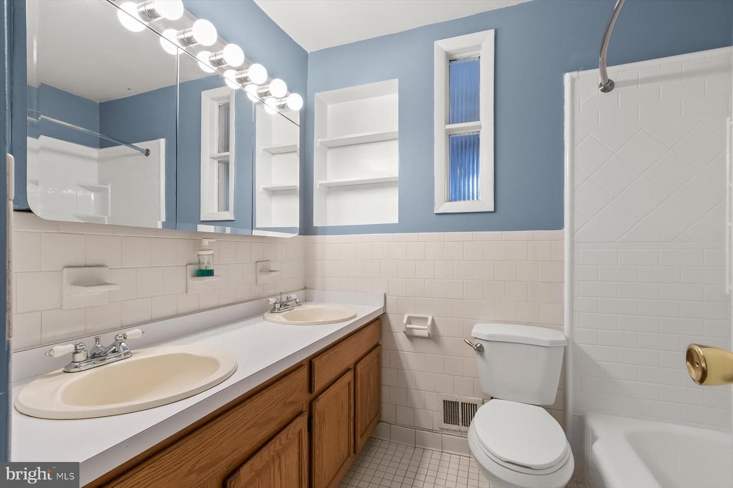 3533 Duke Street photo 17