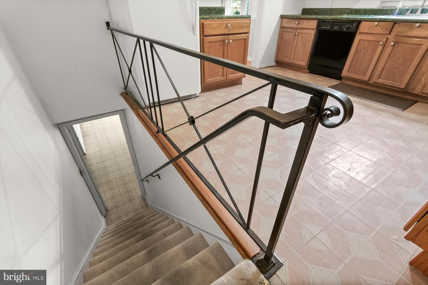 3533 Duke Street photo 19