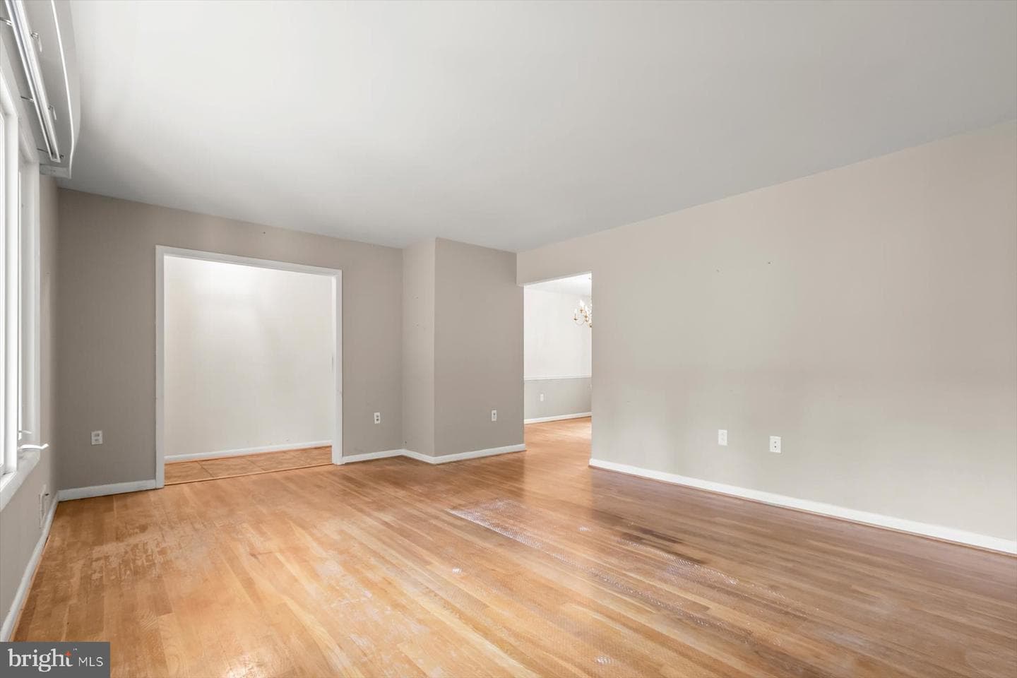 3533 Duke Street photo 6