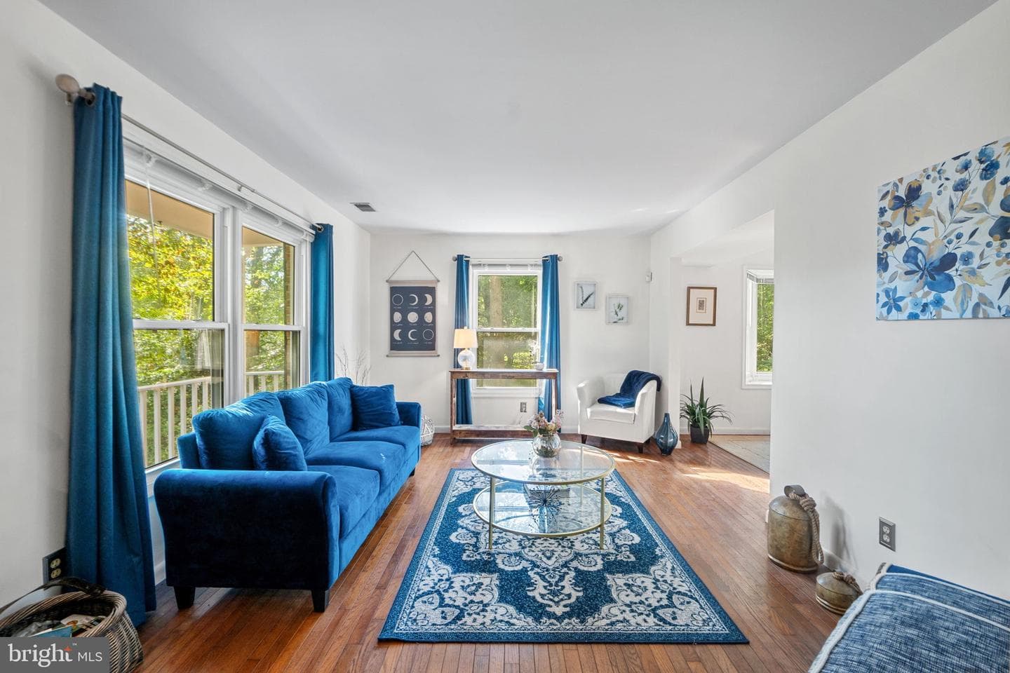 3204 Cheverly Hills Court photo 4