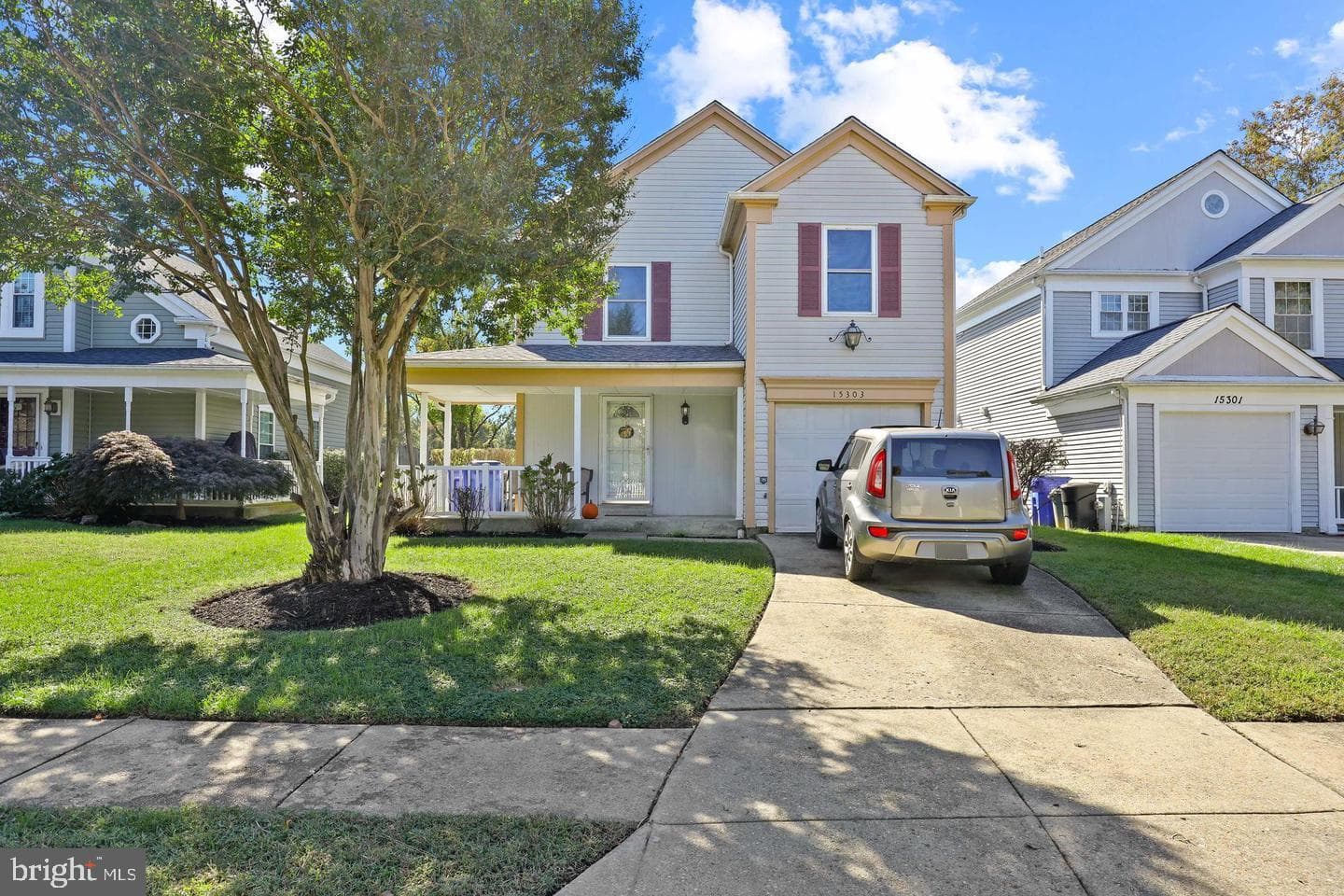 15303 Endicott Drive photo 2