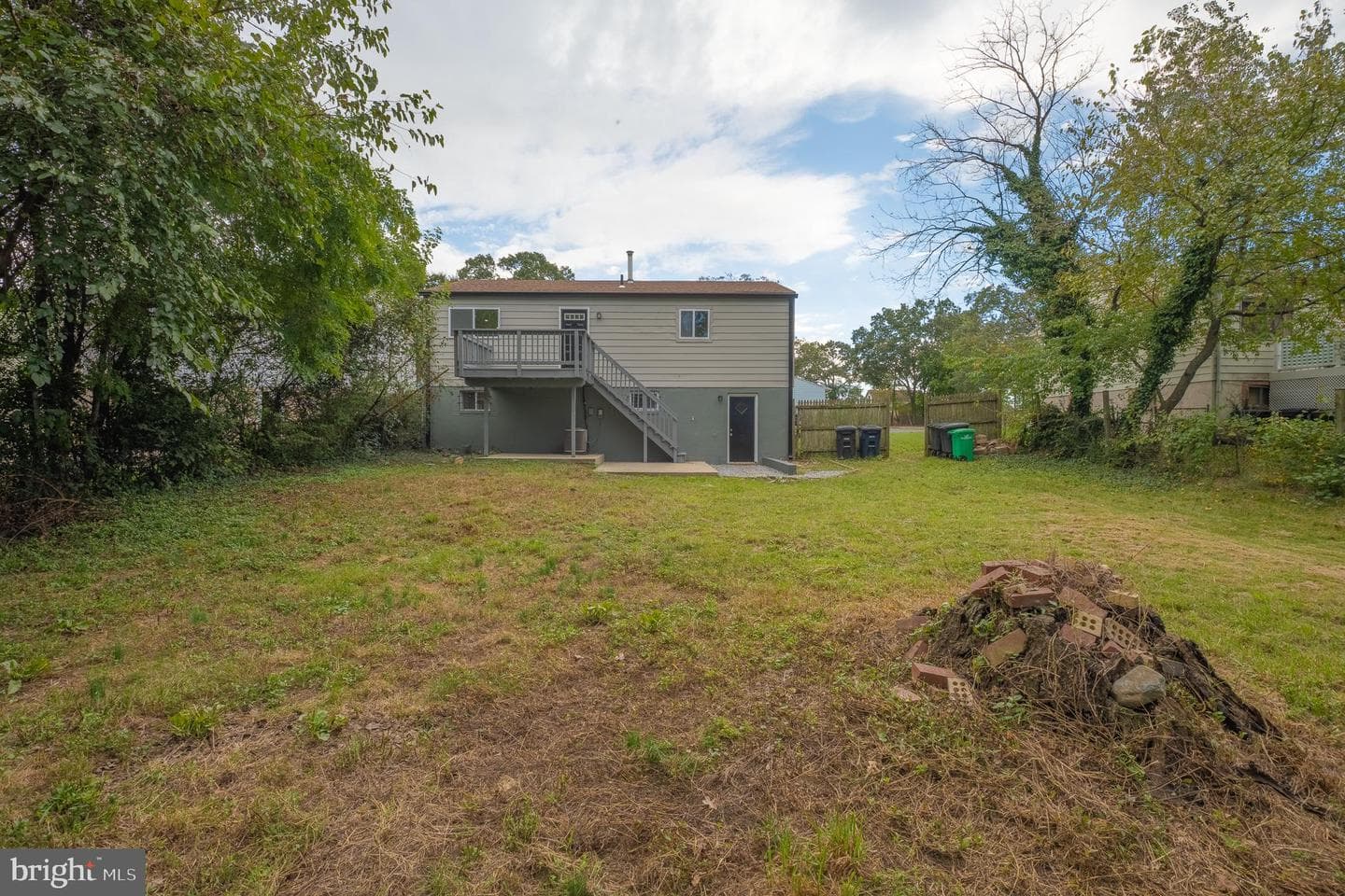 3113 Lakehurst Avenue photo 54