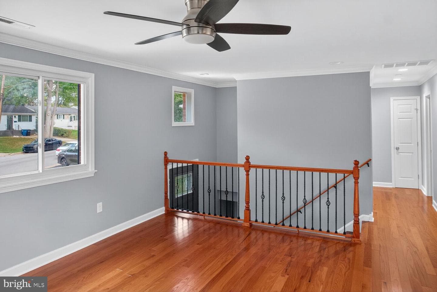 6107 Seminole Street photo 2