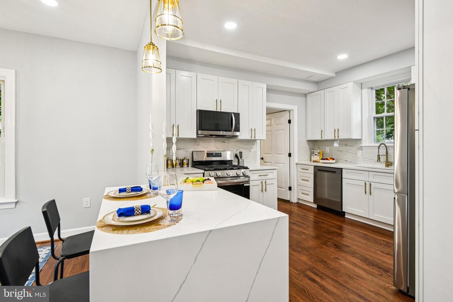 3910 Webster Street photo 2