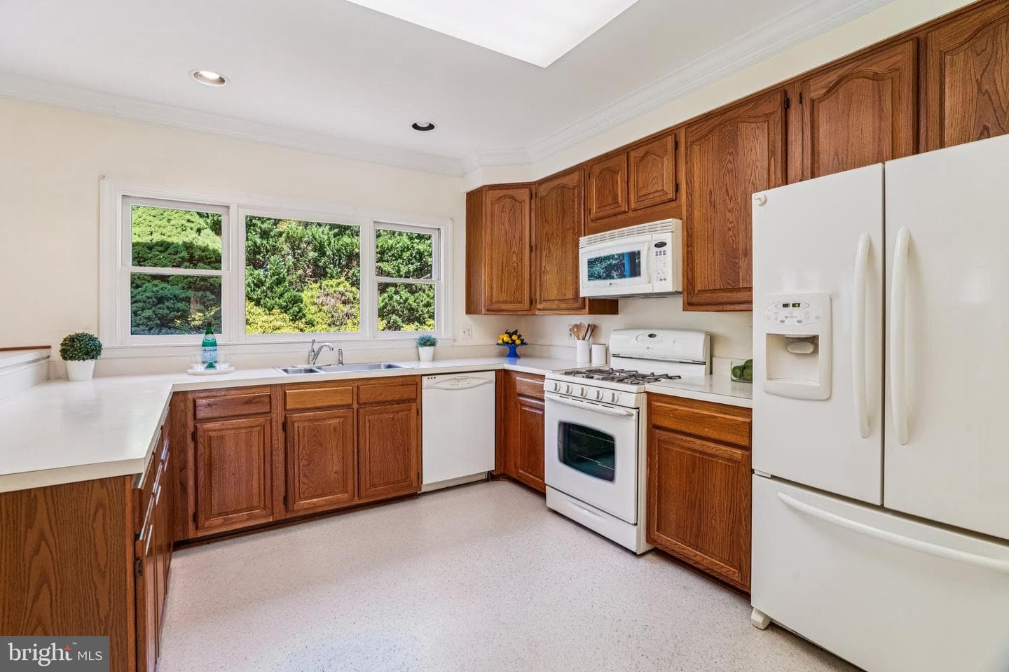 16316 Bawtry Court photo 10