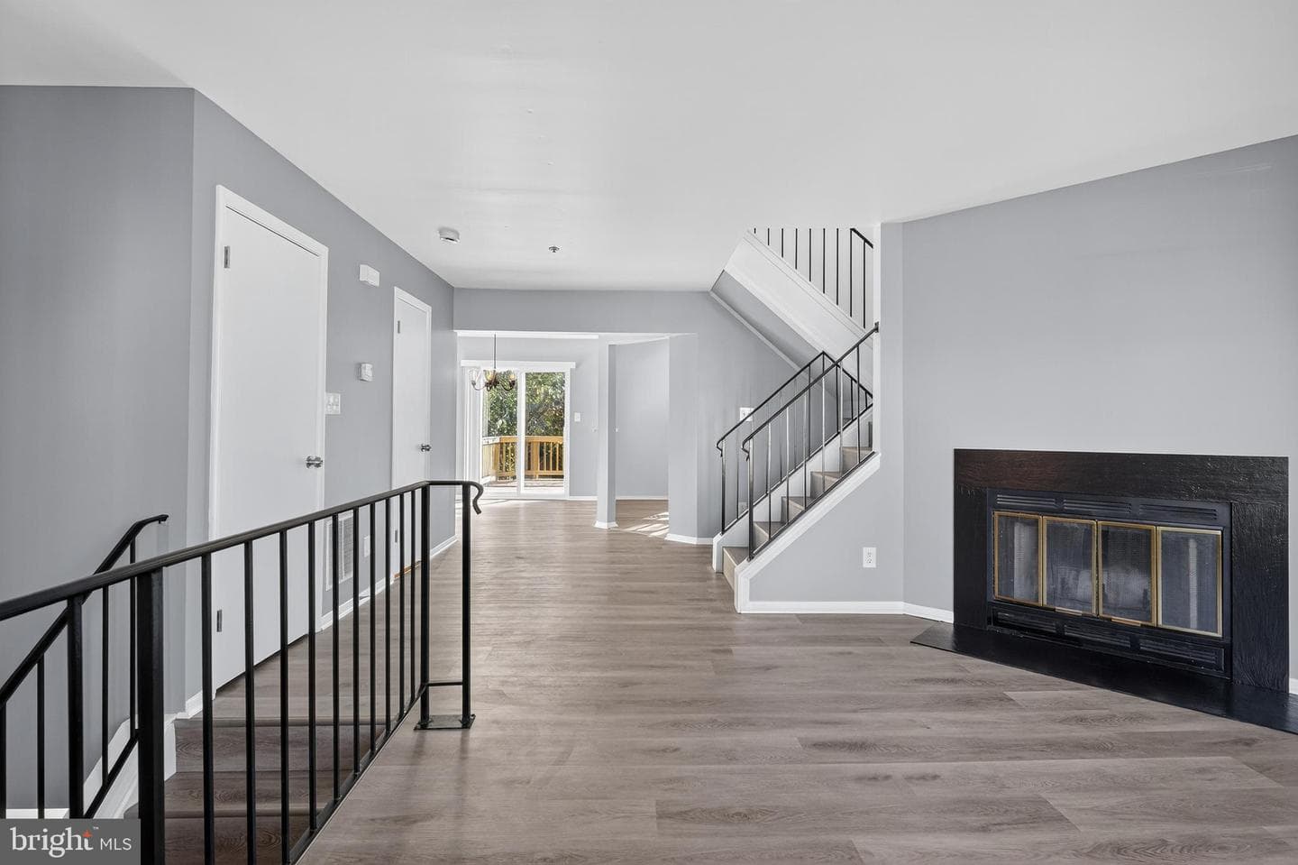 5203 Hil Mar Drive photo 6
